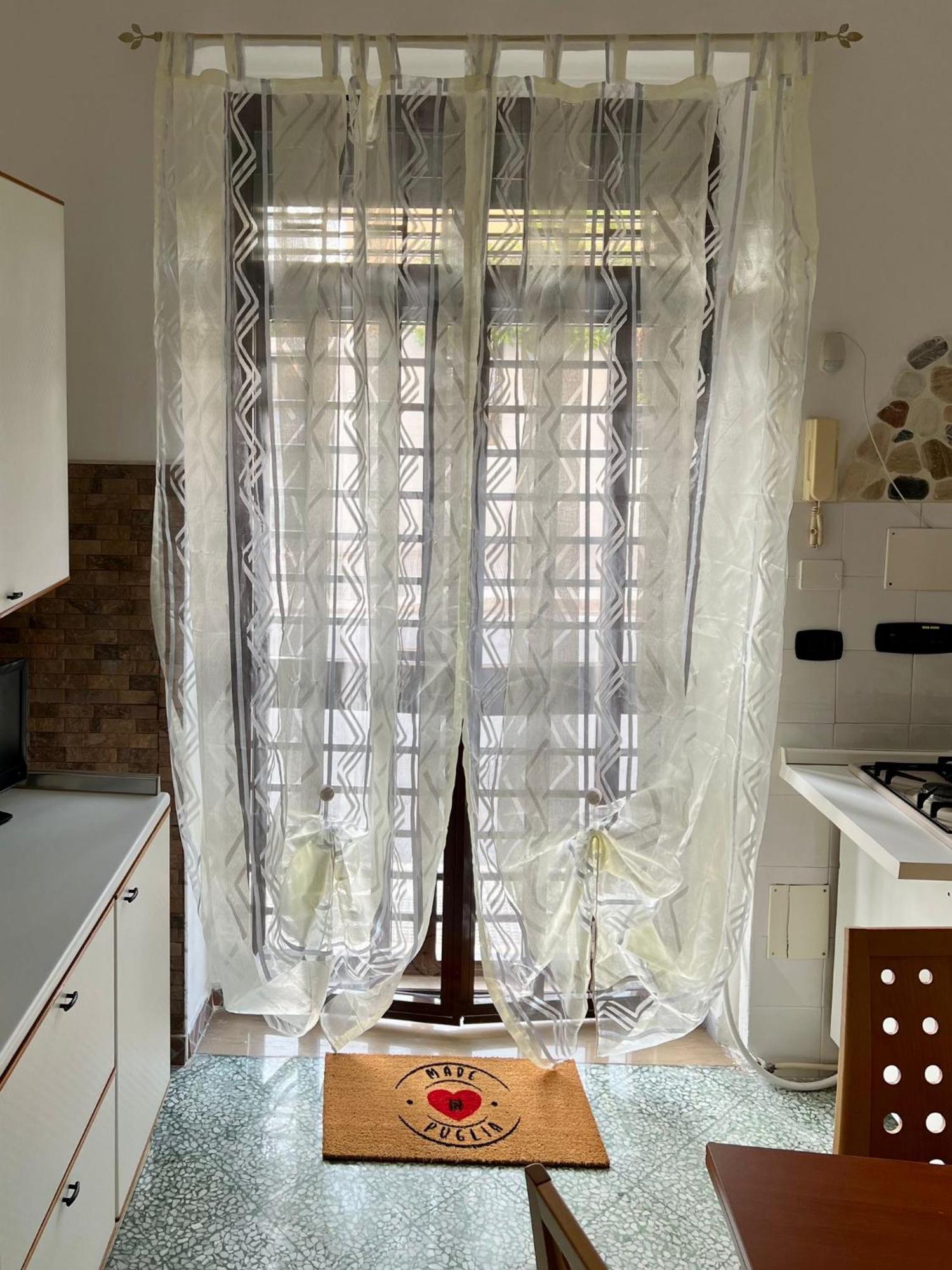 バーリ Dimora Cuoccio Bed & Breakfast エクステリア 写真