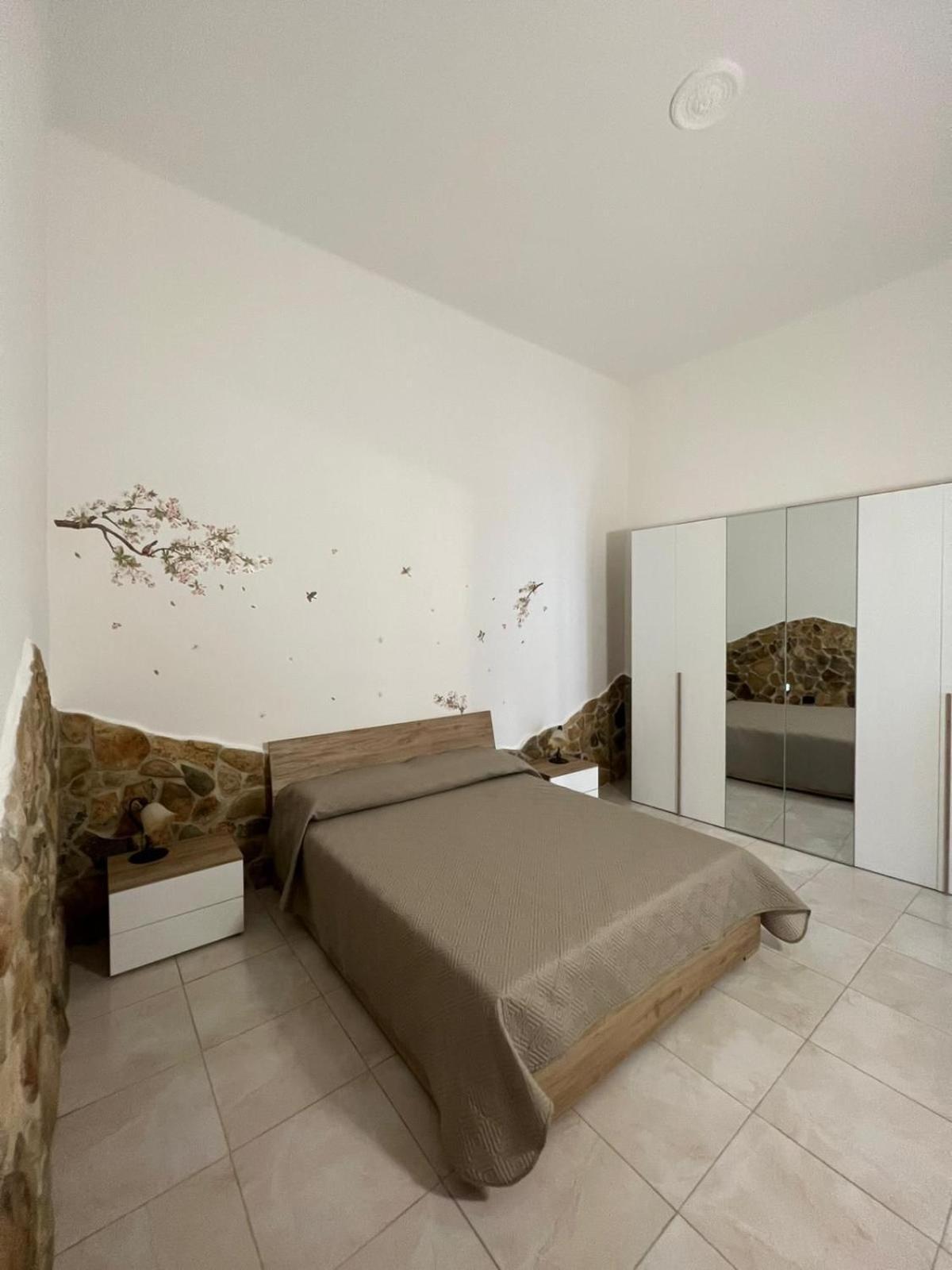 バーリ Dimora Cuoccio Bed & Breakfast エクステリア 写真